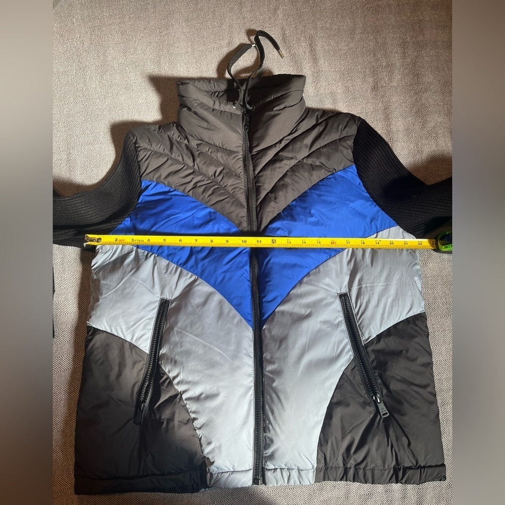 NWT Bernardo Ecoplume Puffer Jacket with Knit Sleeves - Picture 13 of 13